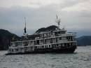 Trên tàu Emeraude xem phim Indochina và nghĩ về Việt Nam